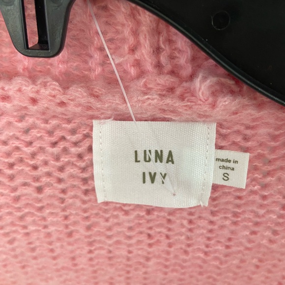 Charming Pink Cardigan with Red Heart Accents NWT Size Small - Picture 4 of 5